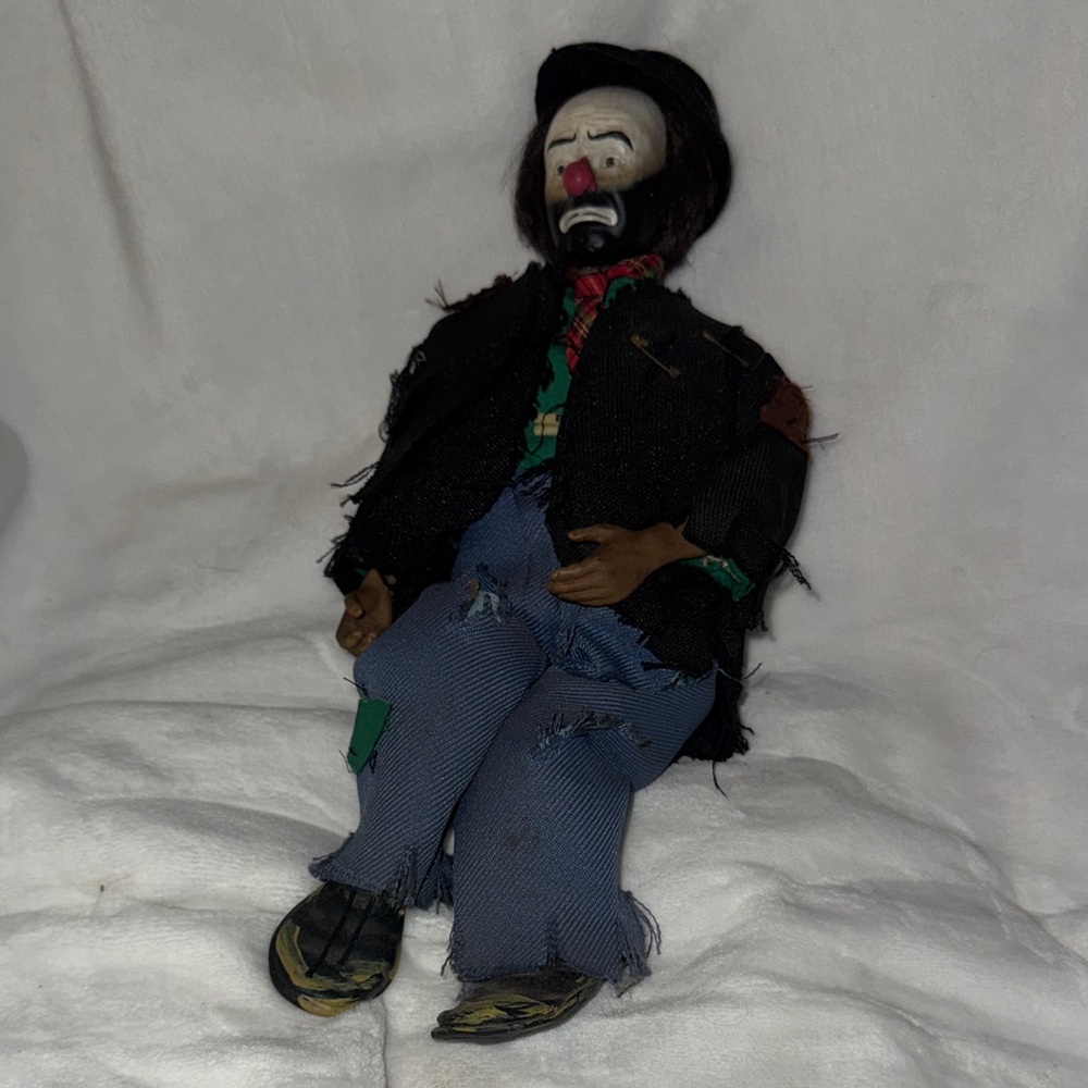 Vintage Emmett Kelley Clown Figurine - Excellent Condition - Rare Collectible!